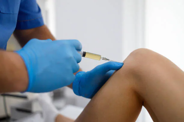 Knee cortisone injection performed in clinic